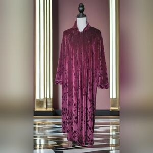 Vintage Jazmine Rose Burgundy Velvet Velour Robe Sz L